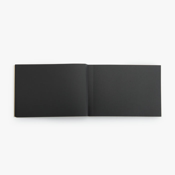 Carnet à dessin feuilles noires